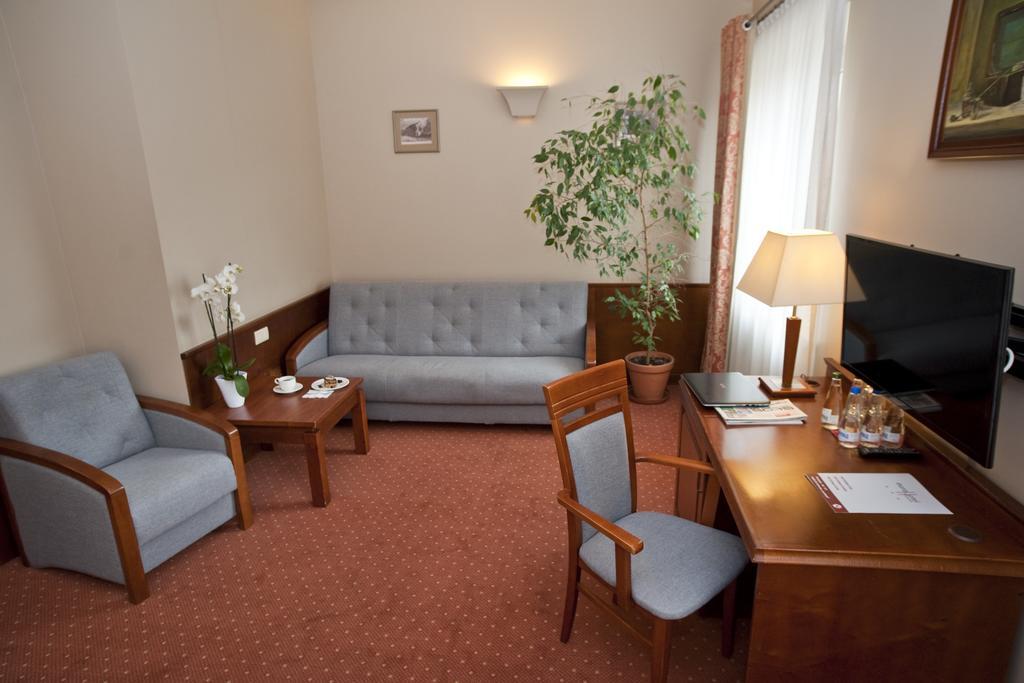 Eurohotel Swarzędz Dış mekan fotoğraf